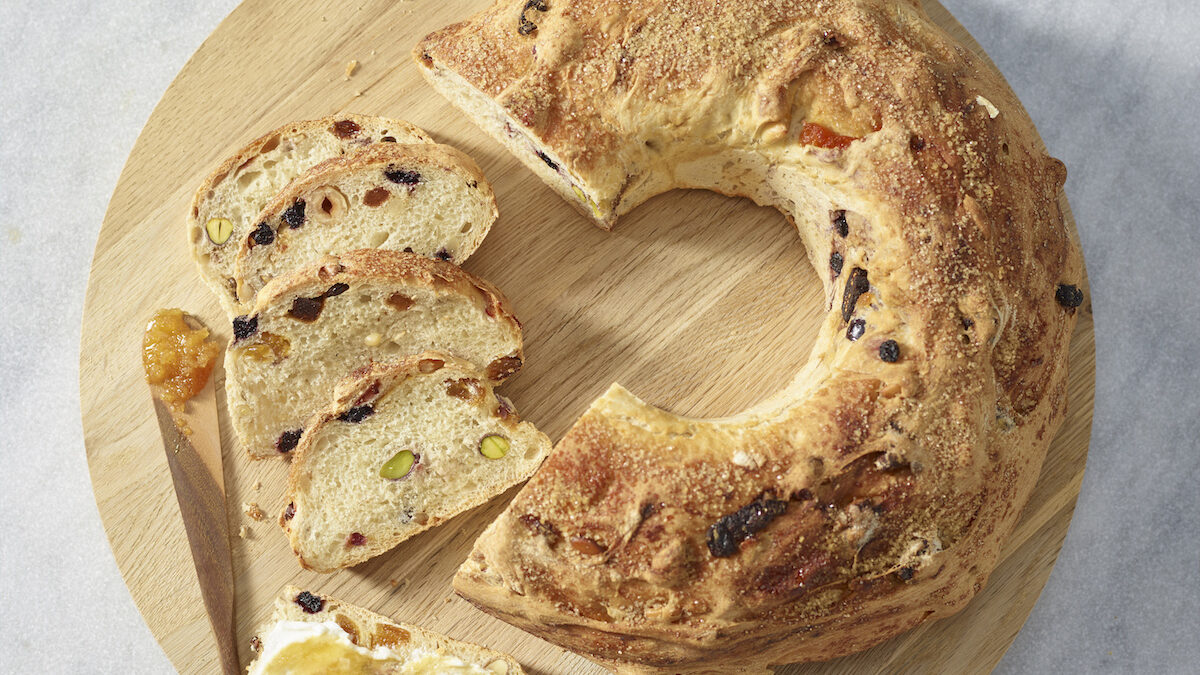 Ciambella ai 12 frutti secchi, con pasta madre