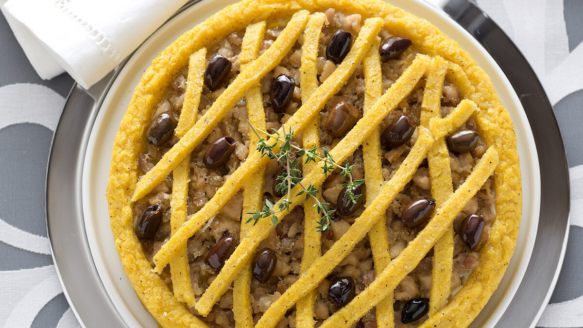 Crostata integrale con ragù di coniglio