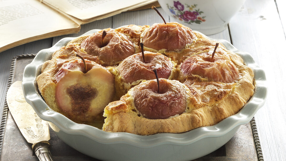 Crostata di mele ripiene agli amaretti