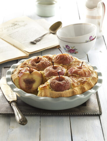 Crostata di mele ripiene agli amaretti