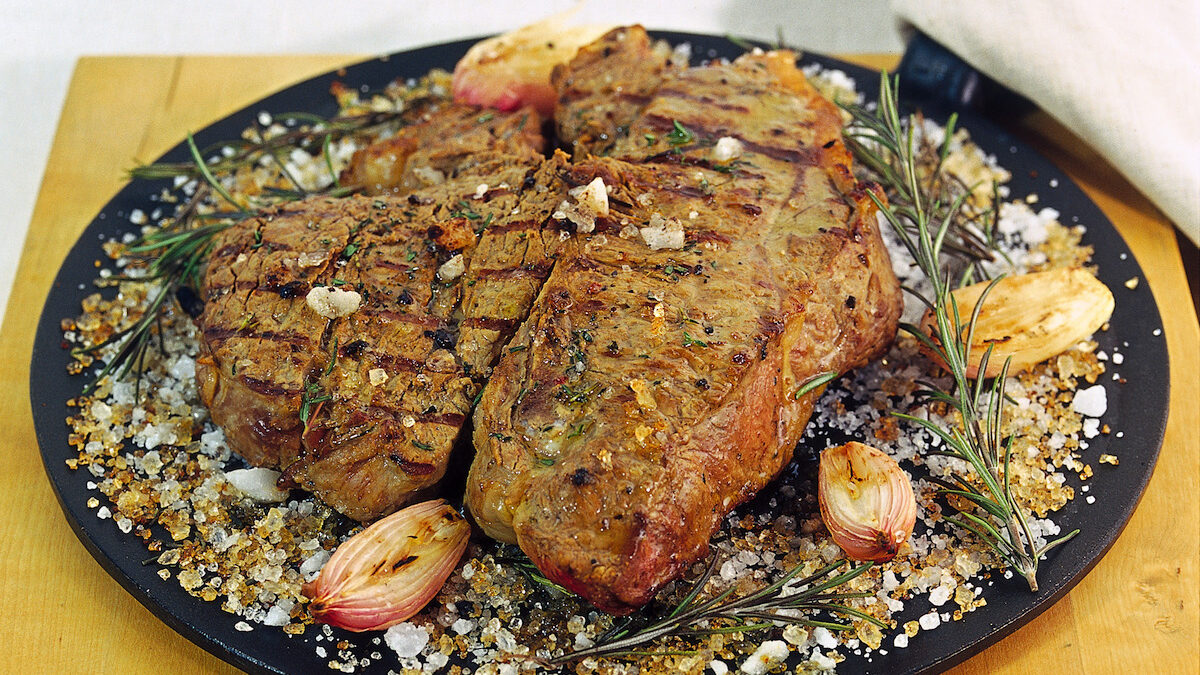 Tagliata di manzo al gusto affumicato