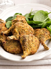 COSTOLETTE DI AGNELLO AL PECORINO