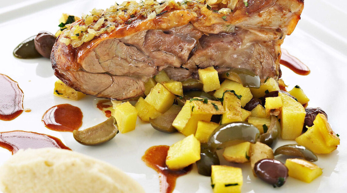 Spalla d'agnello con gremolata al timo
