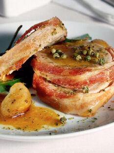 Filetto di maiale e scalogni