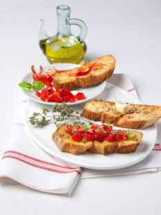Suggerimenti per fare le bruschette nella variante al pomodoro