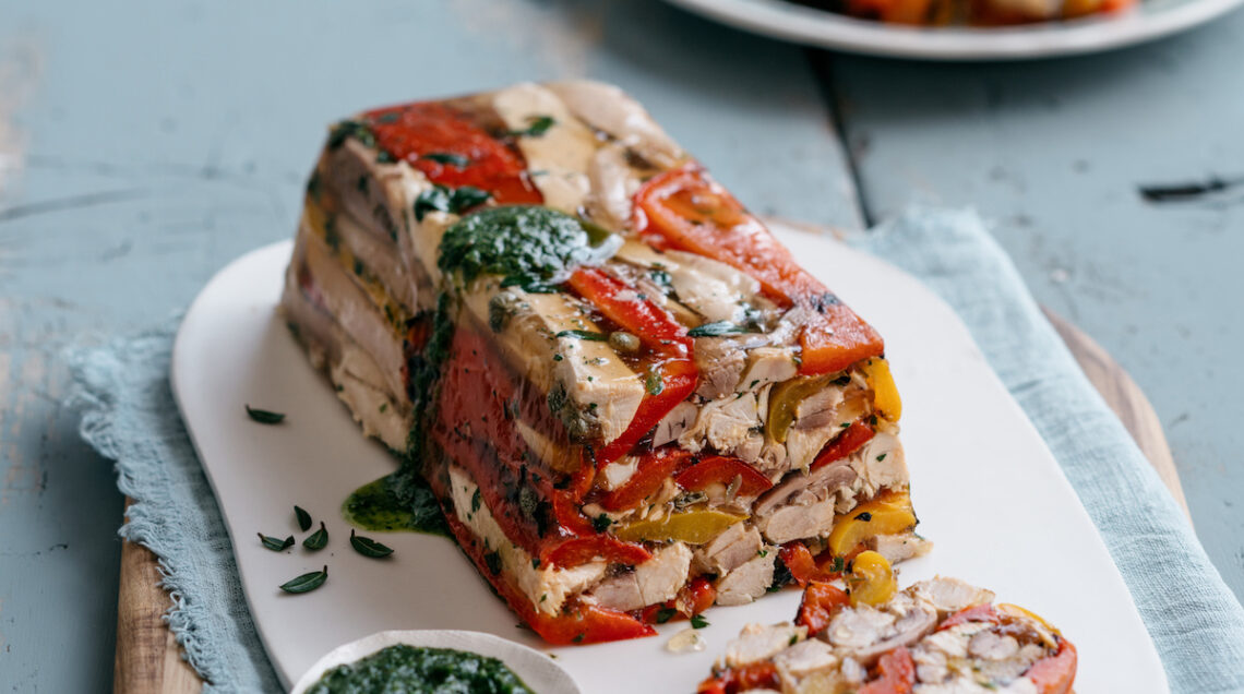 Aspic di pollo e peperoni al mirto