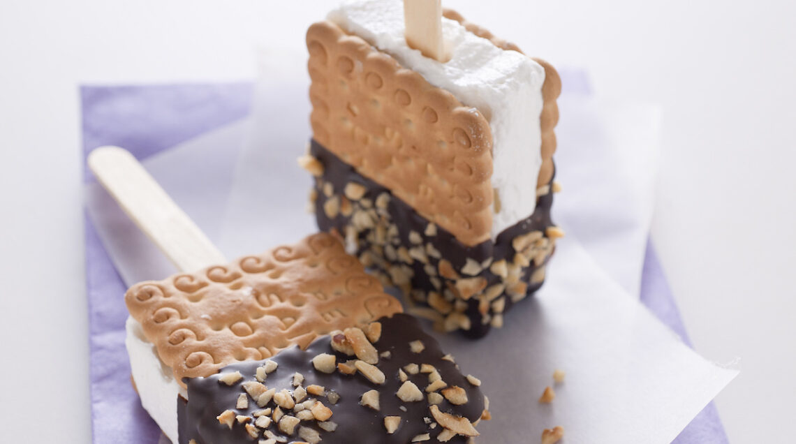 Biscotto gelato sullo stecco