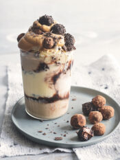 Paciugo al caffè, zabaione e tartufini
