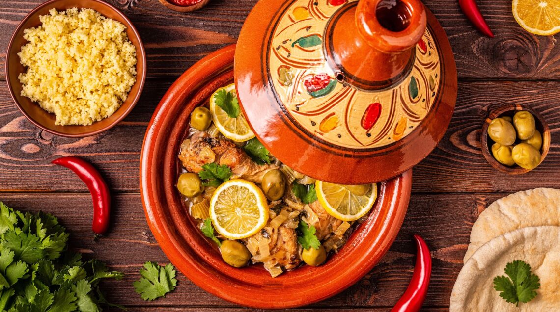 ZAFFERANO PIATTI NEL MONDO COVER - tajine