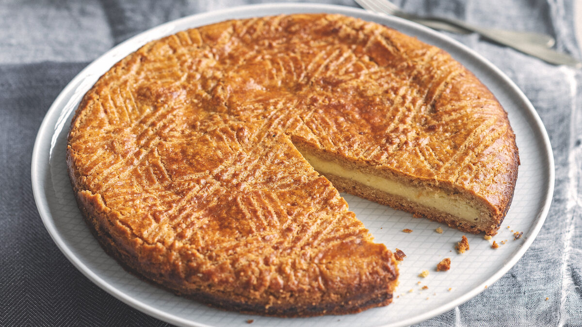 Gateau basque, frolla e crema alle mandorle