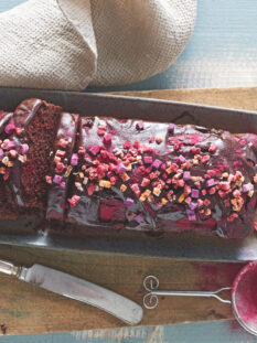 Cake al cioccolato e barbabietole