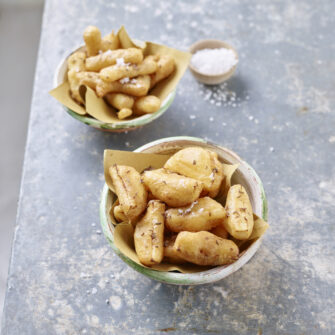 Bignè fritti di pastinaca e scorzonera