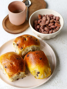 MANDORLE CARMELLATE CON PANBIORCHE CON GOCCE DI CIOCCOLATO