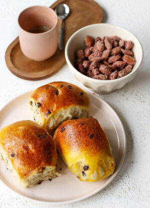 MANDORLE CARMELLATE CON PANBIORCHE CON GOCCE DI CIOCCOLATO