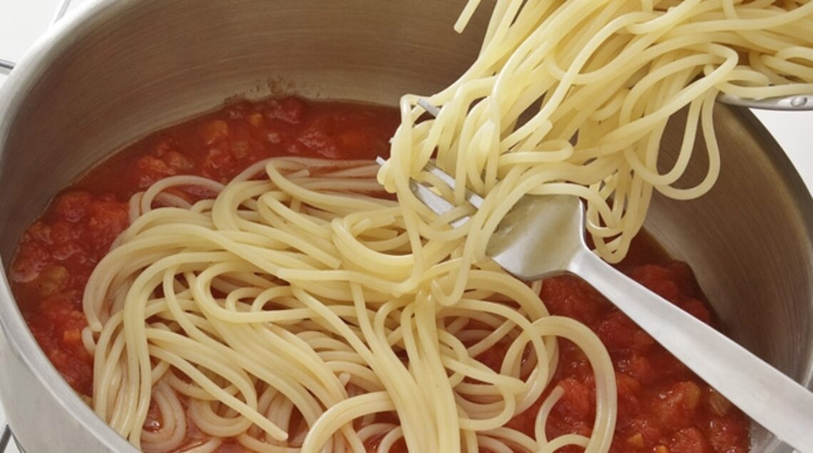 SPAGHETTI POMODORO