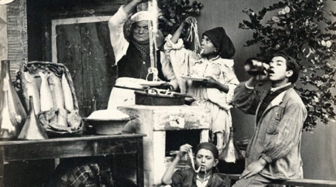 Spaghetti eaters_Sommer_Giorgio_1834