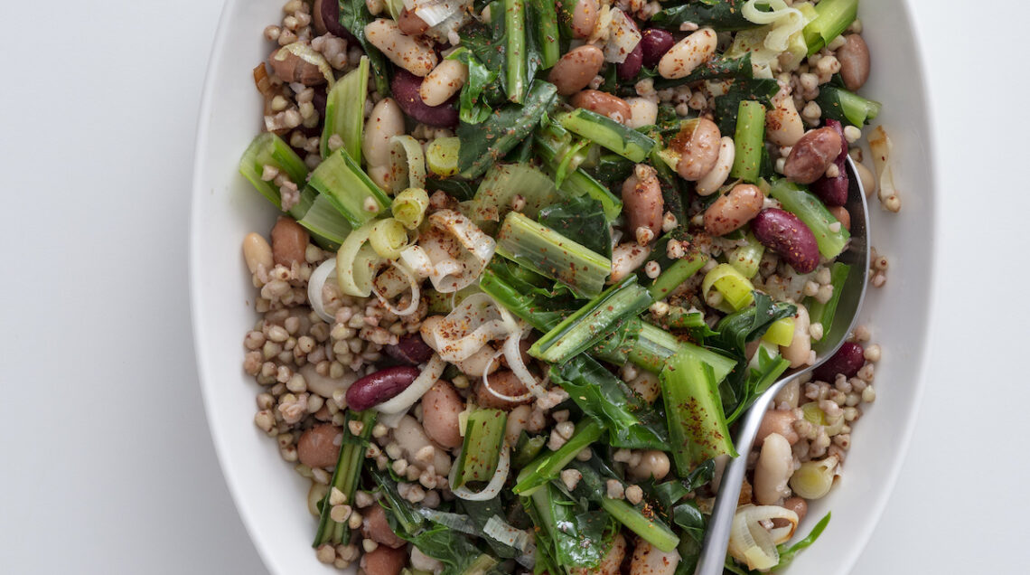 Insalata di grano, fagioli e catalogna