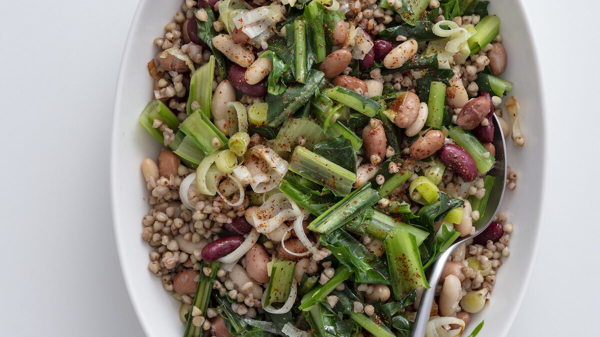 Insalata di grano, fagioli e catalogna
