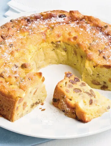 Ciambella veneta con mela uvetta e canditi