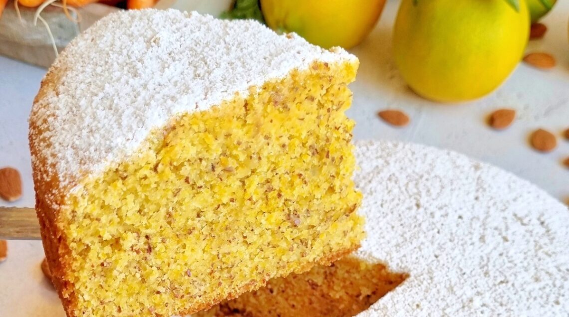 TORTA SOFFICE ARANCE, CAROTE E MANDORLE