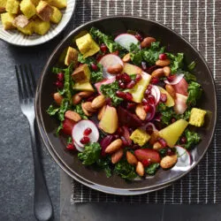 Barbabietole con cavolo nero e melagrana