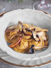 Tortelli ripieni di lasagna con funghi