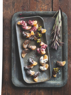 Spicchi di clementine guarniti