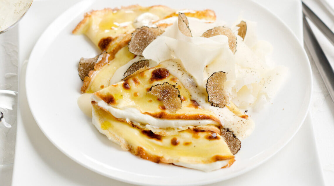 Crespelle con crema di robiola al tartufo
