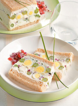 Terrina di robiola, uova e asparagi