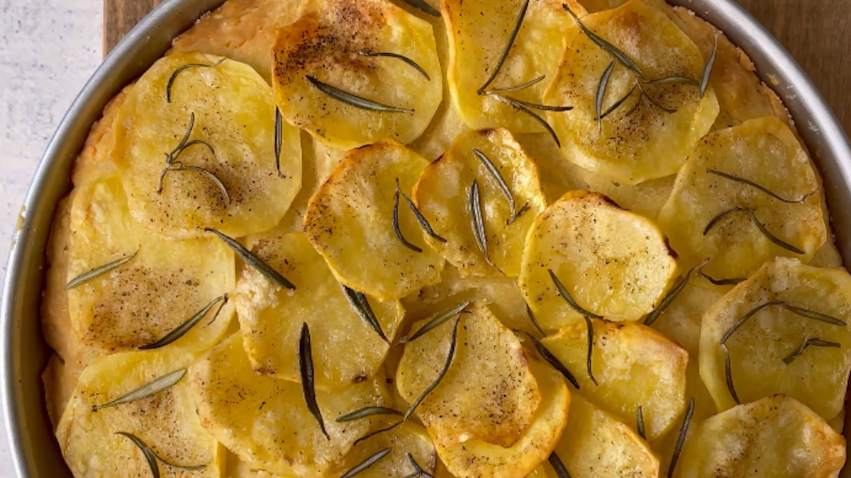 Focaccia con patate al rosmarino