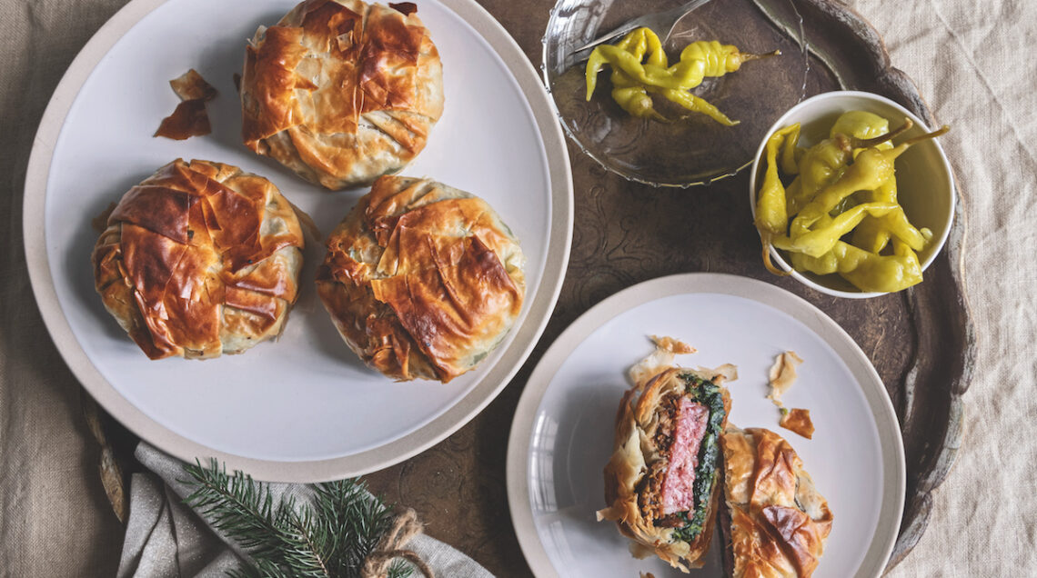 Cotechino in crosta con funghi ed erbette