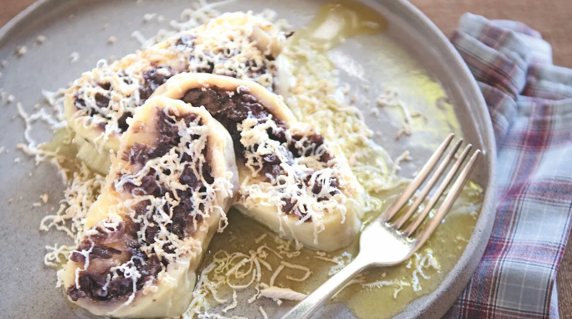 Strucolo in straza di patate e radicchio