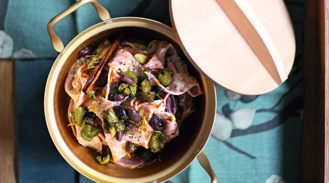 Pappardelle ai pomodori secchi con olive e ricotta