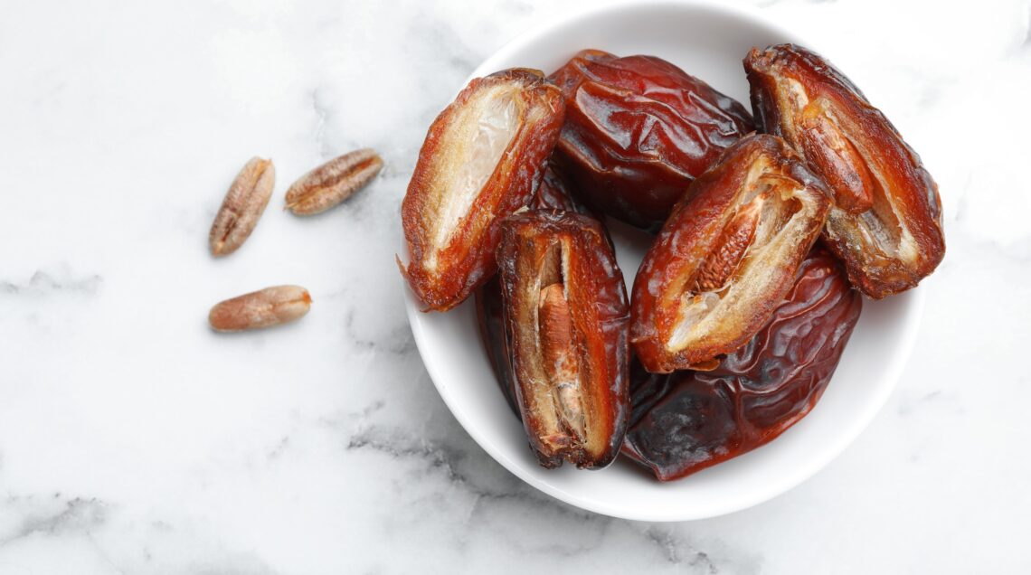 Datteri: prepararli per la farcitura