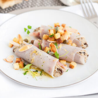 Involtini di pesce spada con crema di melanzane