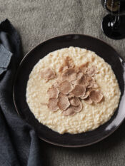 risotto al topinambur con tuorlo e tartufo bianco