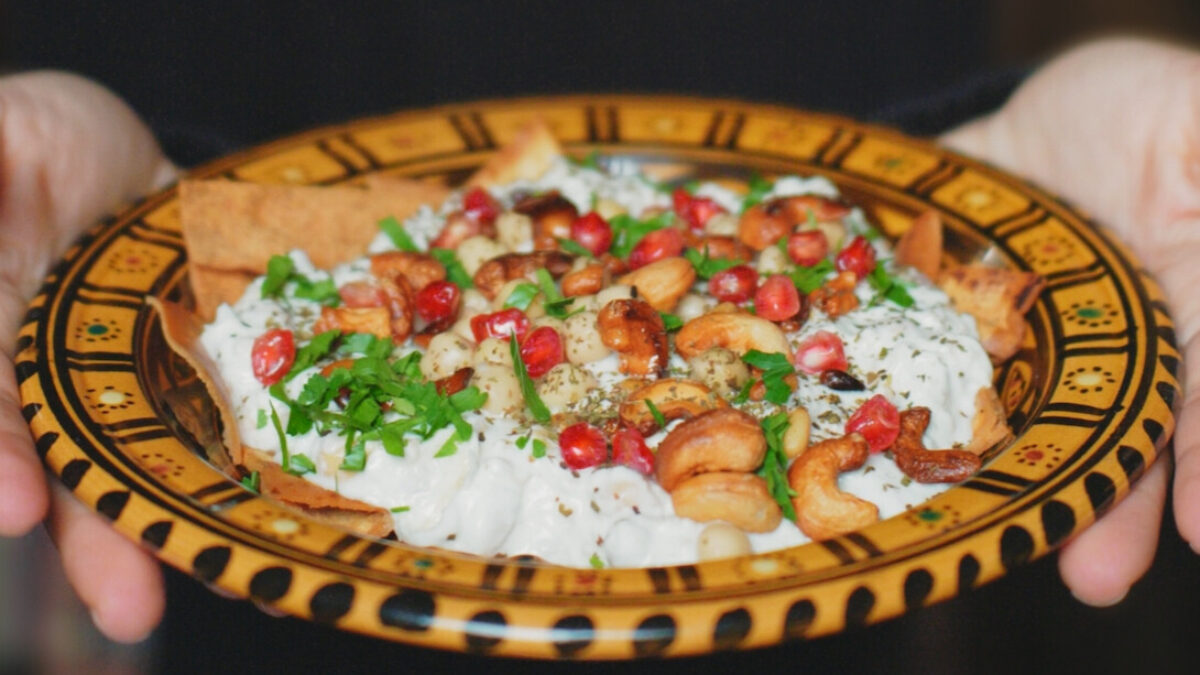 Fatteh, con ceci, yogurt e menta
