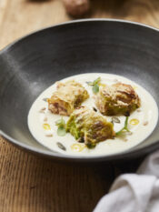 Involtino di verze con crema di topinambur