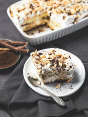 Dolce al cioccolato bianco e liquore di liquirizia