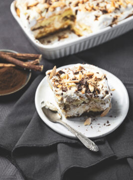 Dolce al cioccolato bianco e liquore di liquirizia