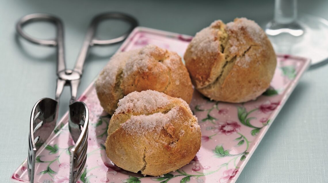 scroccafusi marchigiani, dolci di Carnevale non fritti della tradizione marchigiana