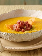 Vellutata con ragù di cotechino