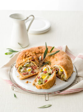 Tortano alla scarola