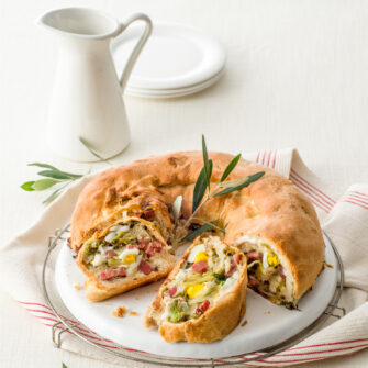 Tortano alla scarola