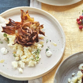 Carciofi alla giudia patate e salsa all'aglione