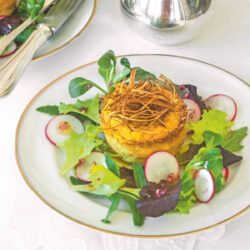 Piccoli flan al roquefort con porri novelli