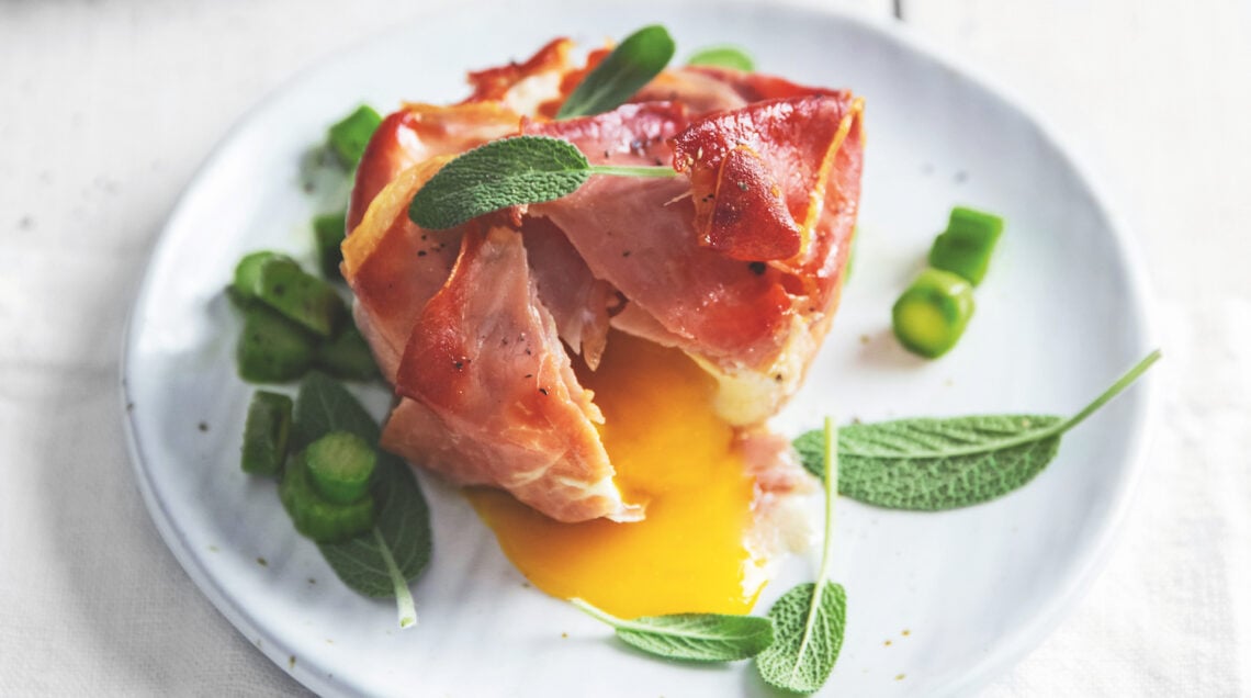 Cestini di uova al prosciutto crudo toscano