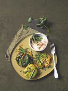 Tris di foglie farcite