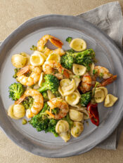 Orecchiette Con Broccoli E Code Di Gambero