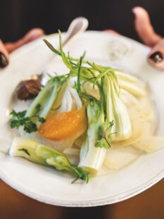 Pinzimonio di puntarelle, finocchi, arance e pesto d'acciuga